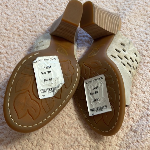 NEW suede Leather Born slip on wedge heel sandals - Picture 3 of 3